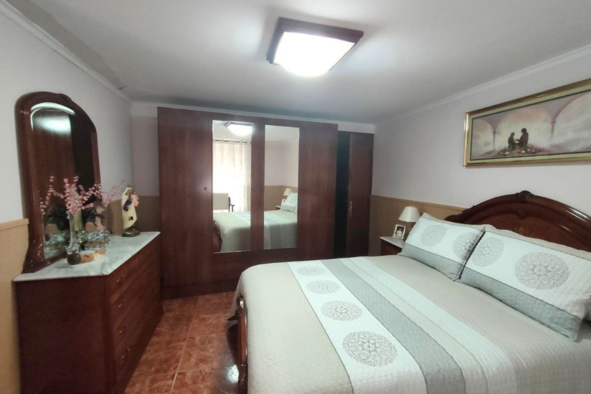 Venta de chalet adosado en , Valdepeñas photo 4