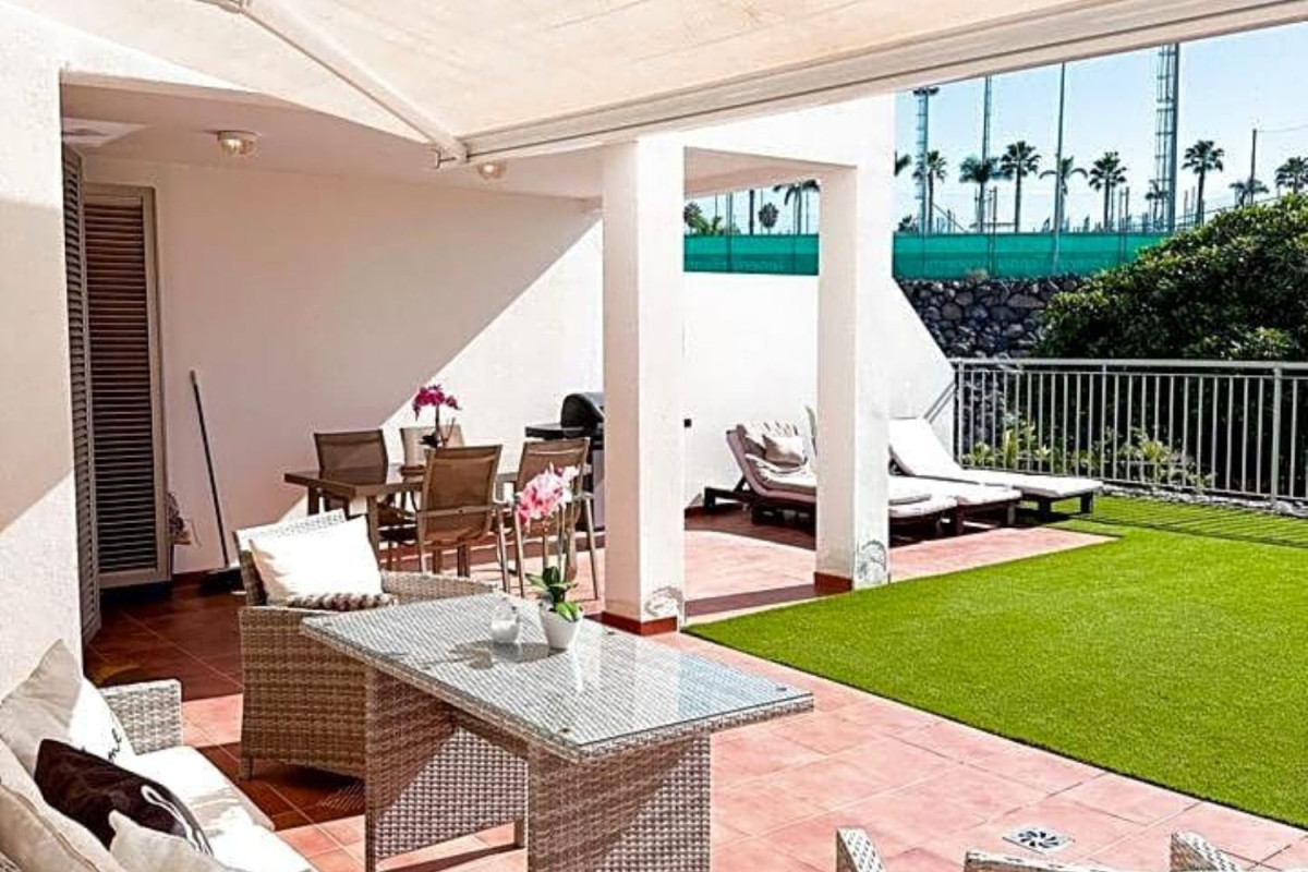 Venta de piso en Calle Playa de Diego Hernández, Adeje
photo 2