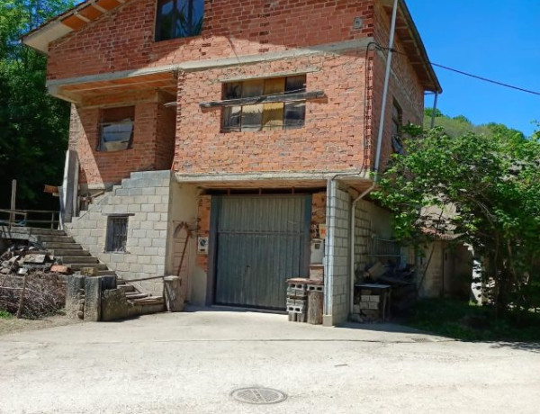 Casa de pueblo en venta en Calavera lorio, 90 a thumbnail 1