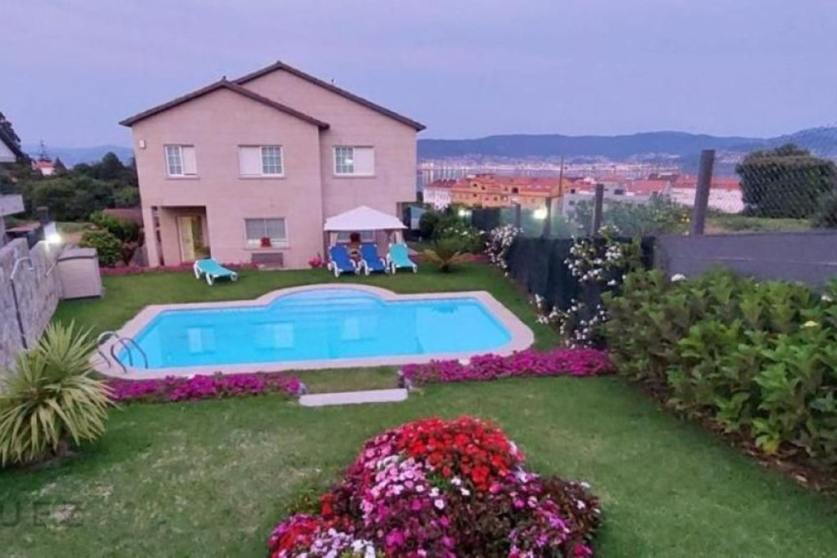Casa o chalet independiente en venta en Poio, Poio
 photo 2
