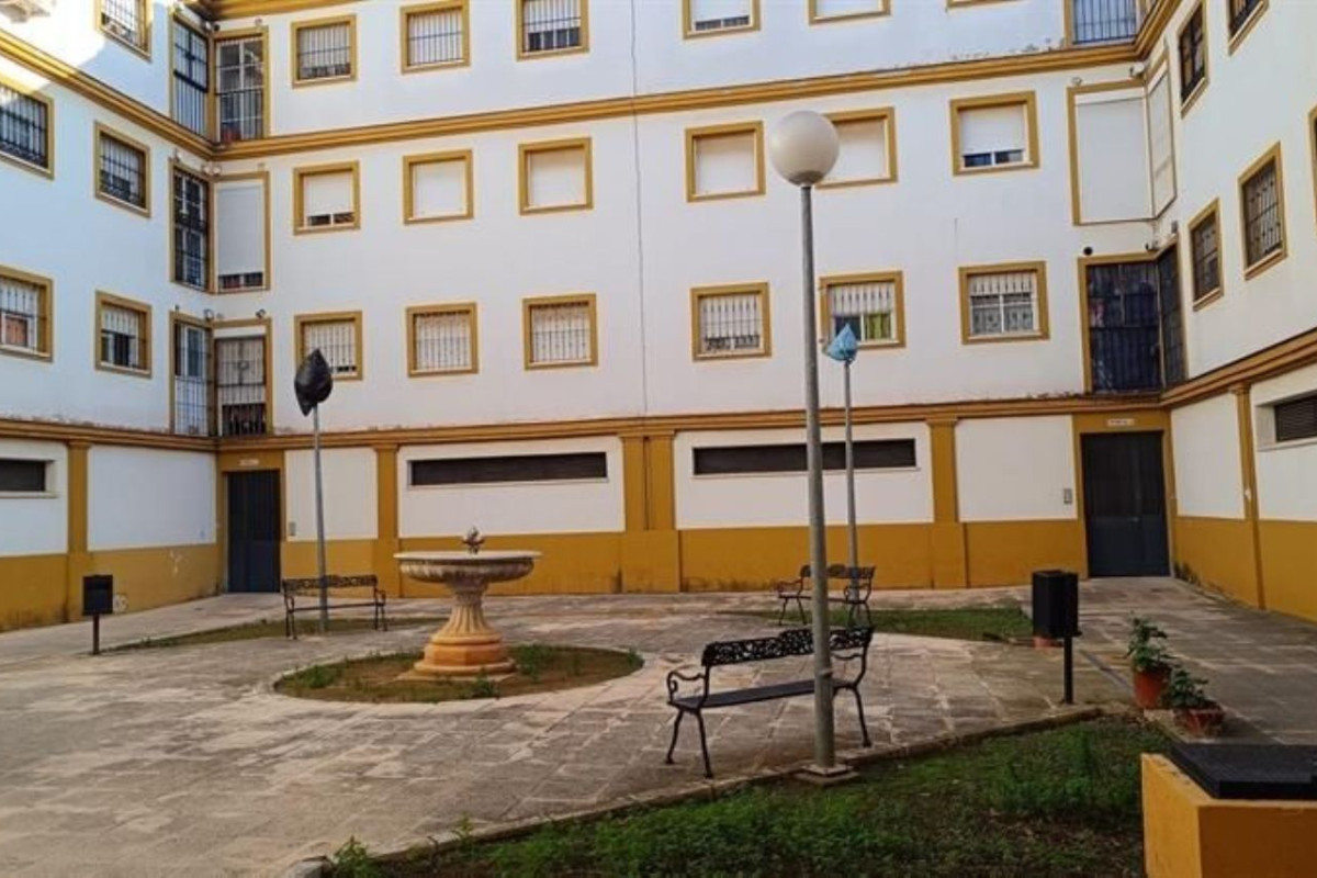 Venta de piso en Calle la Corchuela, Dos Hermanas
photo 3