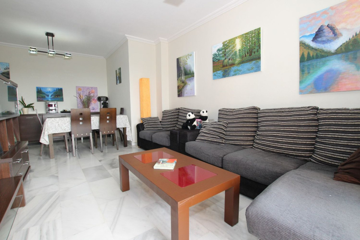 Продажа квартиры на Calle Conrado del Campo, Торремолинос
 photo 5