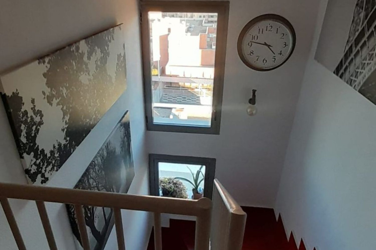 Venta de duplex en Travesía Fuente Cisneros, 4, Alcorcón photo 2