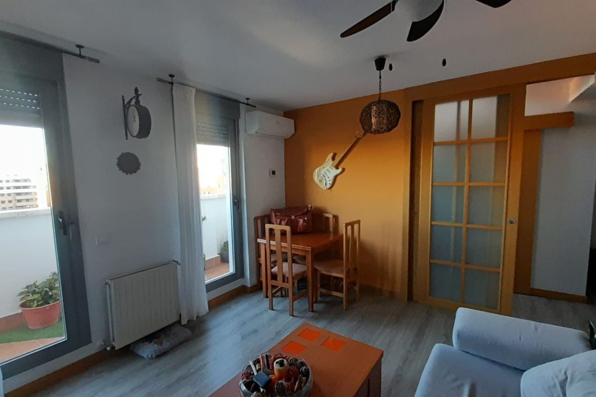 Venta de duplex en Travesía Fuente Cisneros, 4, Alcorcón photo 5