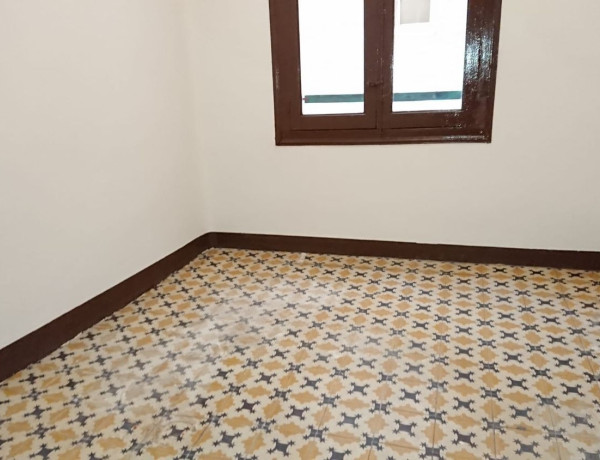 Piso en venta en Centro , Logroño thumbnail 2