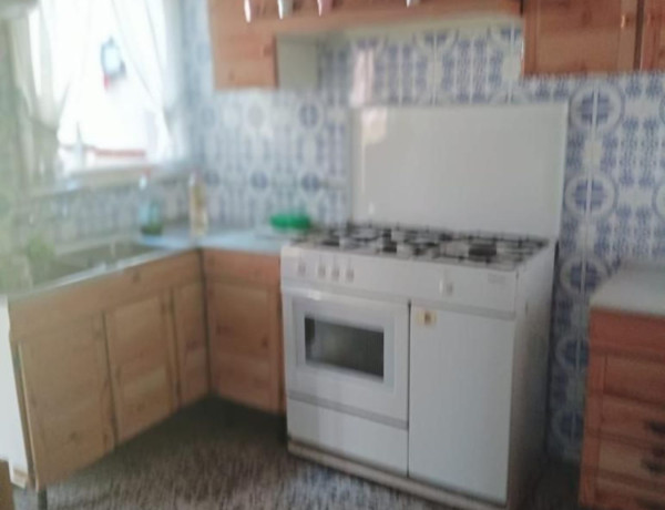 Коттедж на продажу в  Núcleo Urbano , Chiclana de la Frontera photo 1