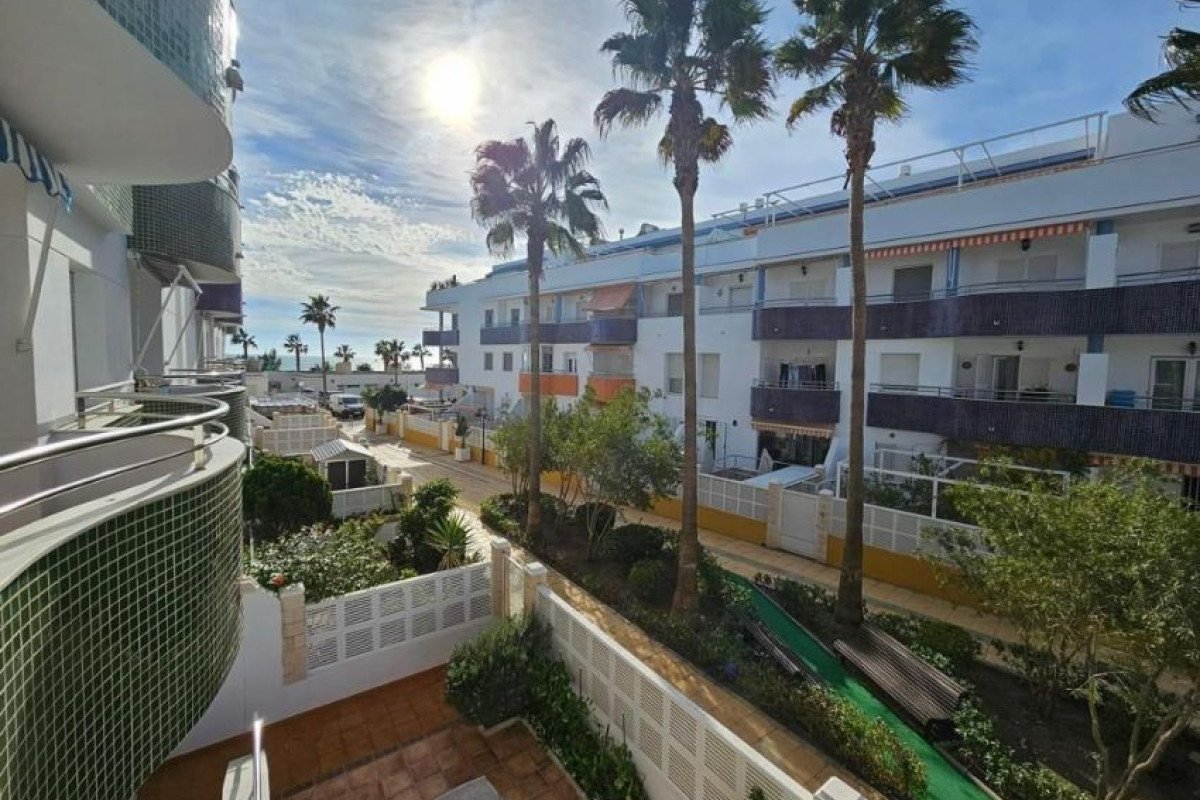 Продажа квартиры на Calle Playas de la Ensenada s/n, Эль ЭХИДО
photo 1
