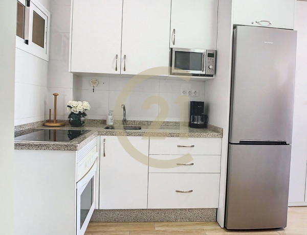 Apartment for sale in Avenida gamonal, Benalmádena thumbnail 2