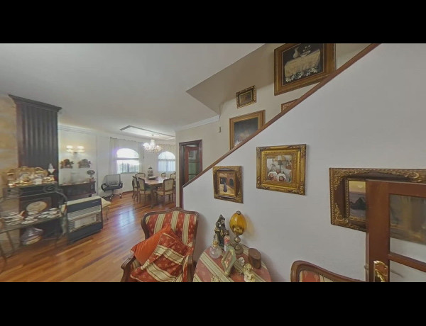Chalet independiente en venta en Calle Limones Del Lagarejo, Mijas thumbnail 1