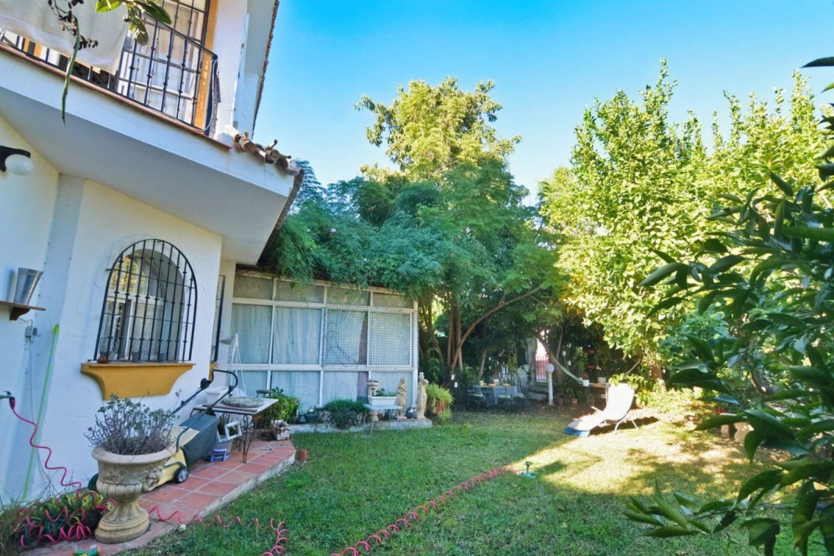 Venta de chalet independiente en Calle Limones Del Lagarejo, Mijas
 photo 4