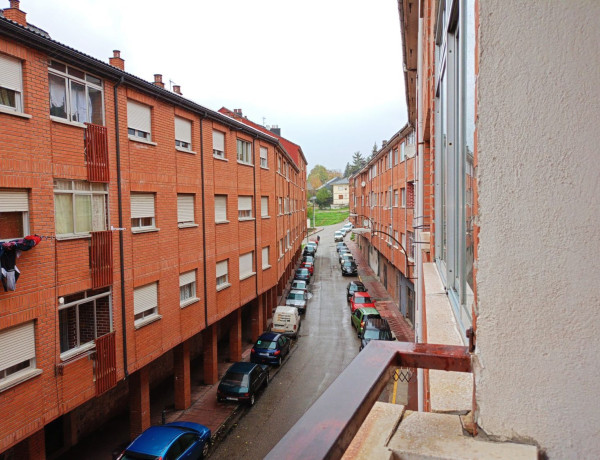 Piso en venta en , Villablino thumbnail 1