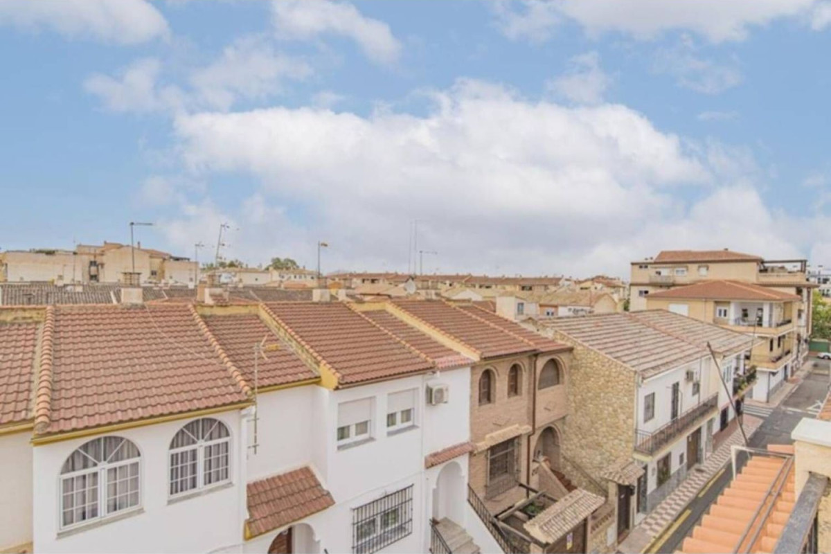 Penthouse sale in  Calle Séneca, 2 -12, Armilla photo 3