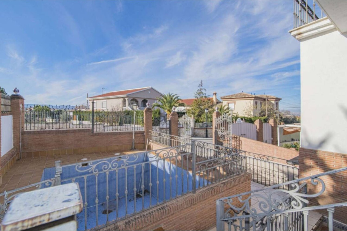 Venta de chalet adosado en , Gojar photo 2