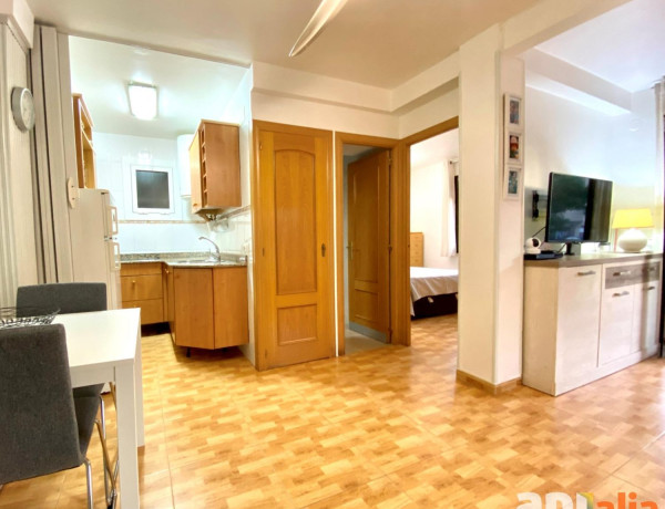 Piso en venta en Calle de la Ciutat de Reus, 50, Salou thumbnail 1