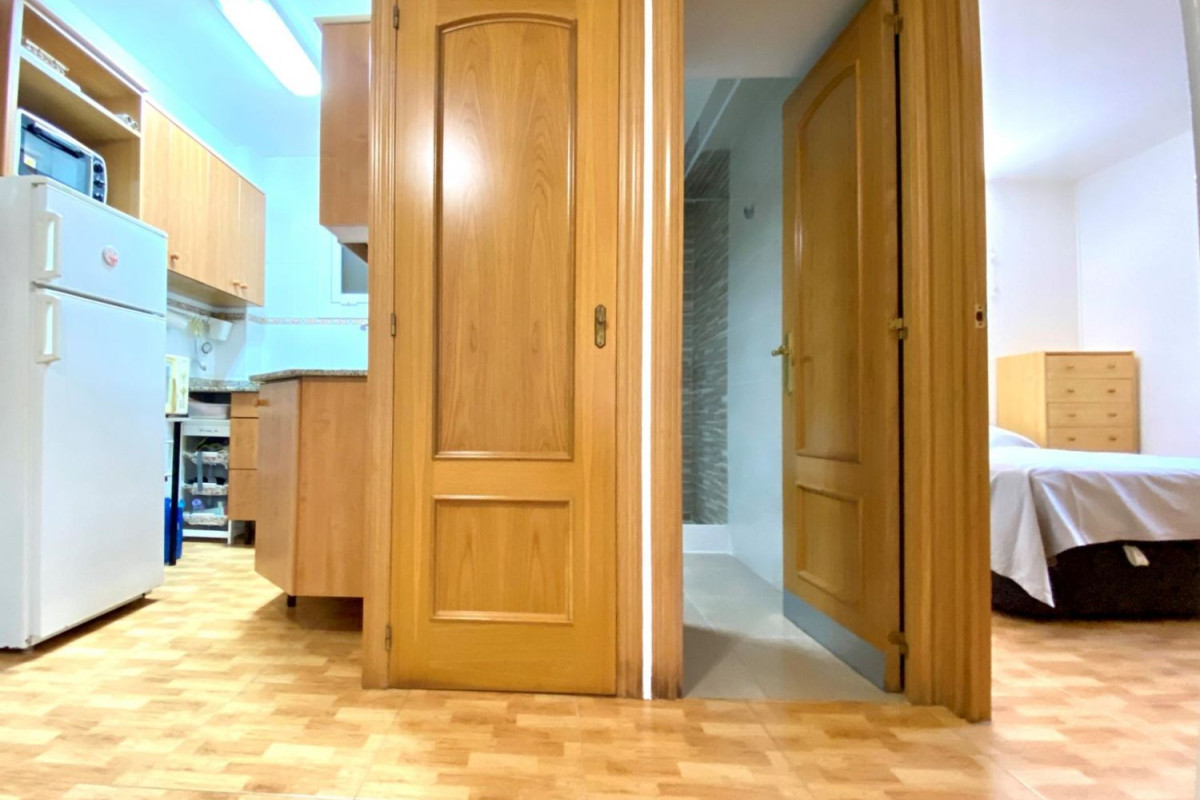 Продажа квартиры на Calle de la Ciutat de Reus, 50, Салоу
 photo 3