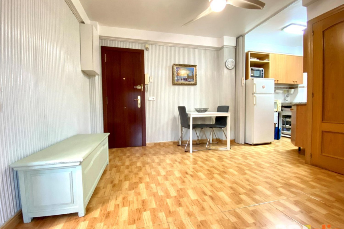 Продажа квартиры на Calle de la Ciutat de Reus, 50, Салоу
 photo 4
