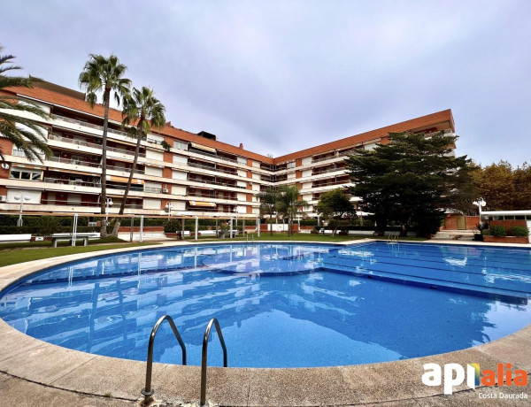 Piso en venta en  Calle de Madrid, 19, Salou photo 4