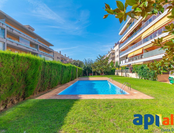 Ático en venta en Calle de Rosa Sensat, Salou thumbnail 1
