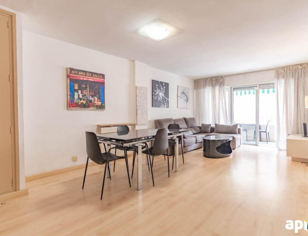 Duplex en venta en Calle del Mar, Salou photo 1