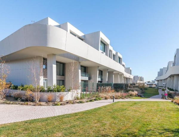 Продажа квартиры в Zona Prado de Somosaguas - La Finca , Pozuelo de Alarcón photo 1