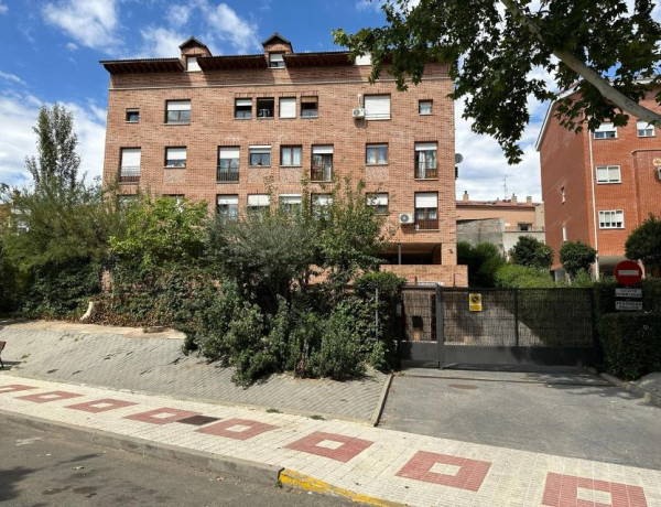 Duplex en venta en , Azuqueca de Henares photo 1