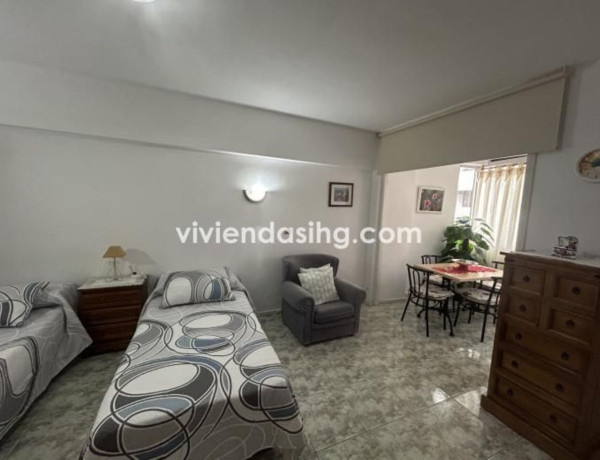Estudio en alquiler en Avenida Familia de Betancourt y Molina s/n, Puerto de la Cruz thumbnail 2