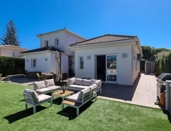 Chalet independiente en venta en  Calle Holmdahl s/n, Mijas photo 4