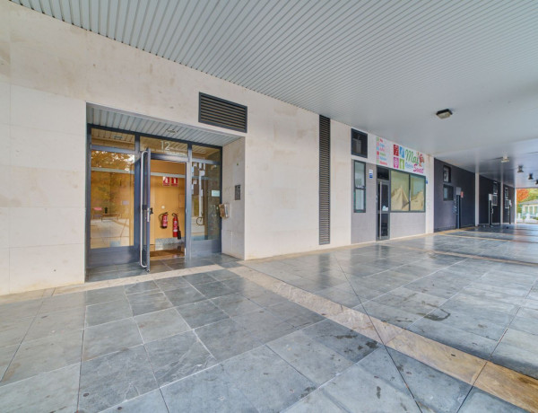 Apartment for sale in  Plaza Doctora Juana Garcia Orcoyen, 12, Pamplona/Iruña photo 2