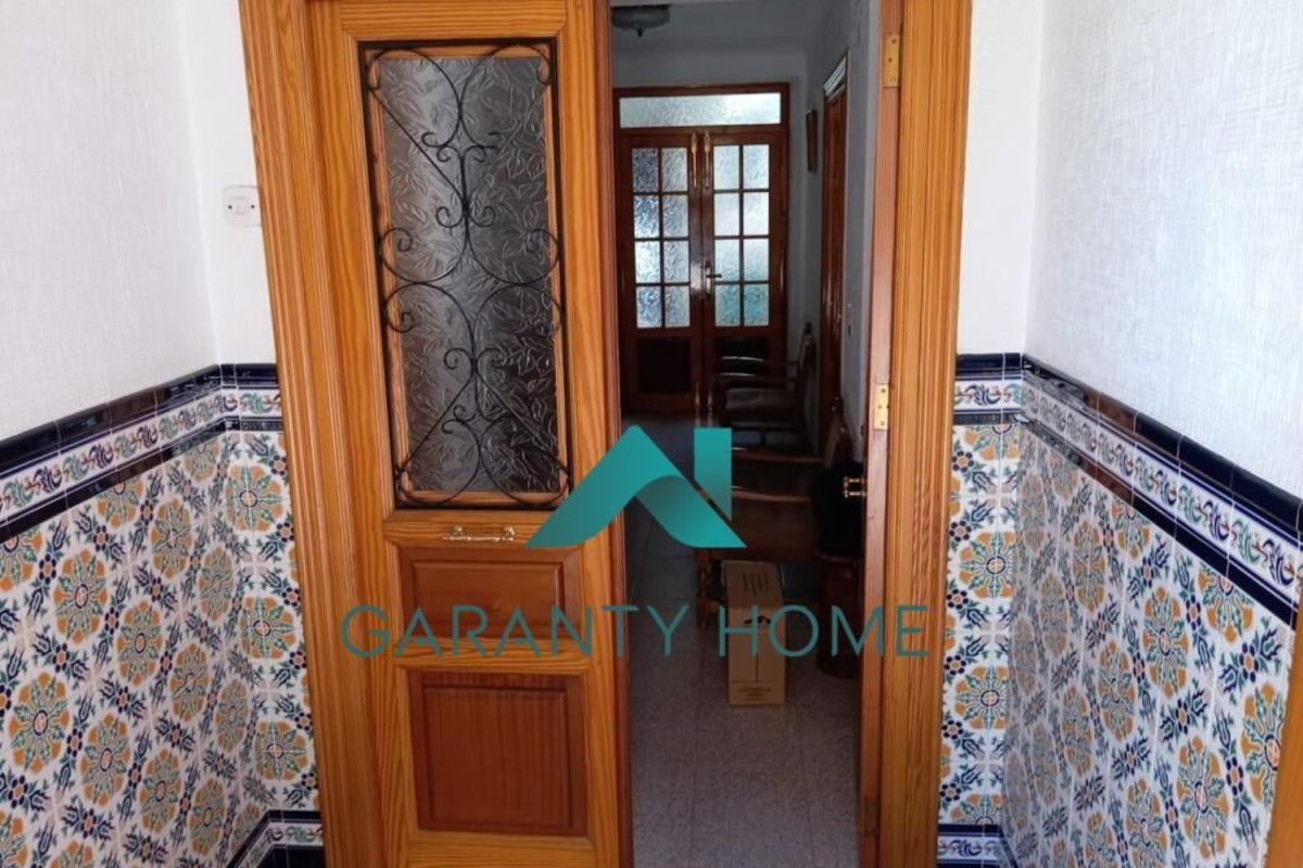 Sale of independent chalet in San Francisco, Lucena
 photo 2