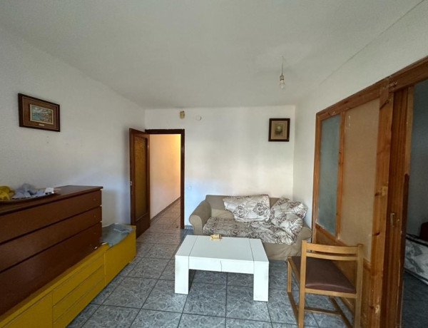 Piso en venta en  sant bartomeo, Badalona photo 2