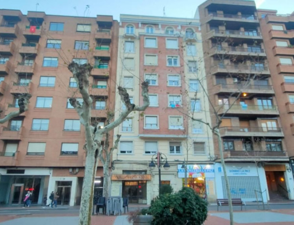 Piso en venta en  Centro , Logroño photo 2