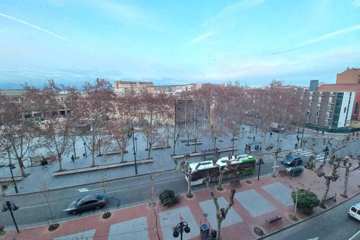 Sale of apartment in Center, Logroño
photo 4