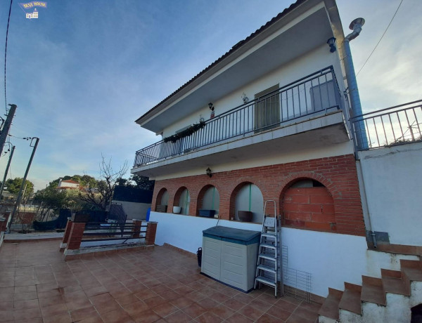 Chalet independiente en venta en Sant Muç - Castellnou - Can Mir , Rubí thumbnail 2