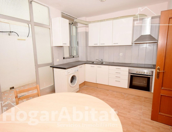 First floor for sale in  Calle Salvador Giner, Bétera photo 3