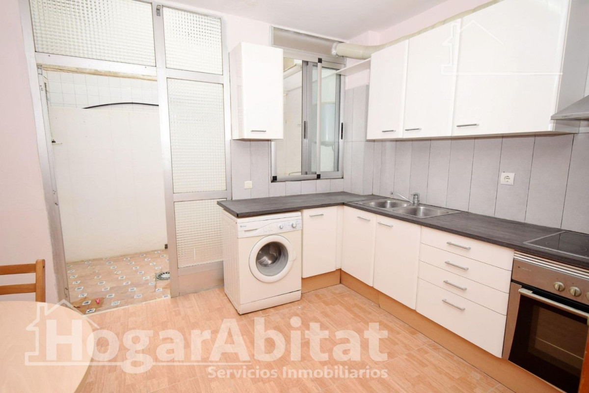 Sale of ground in Calle Salvador Giner, Bétera
photo 5