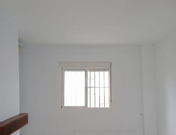 Chalet independiente en venta en , Umbrete photo 3