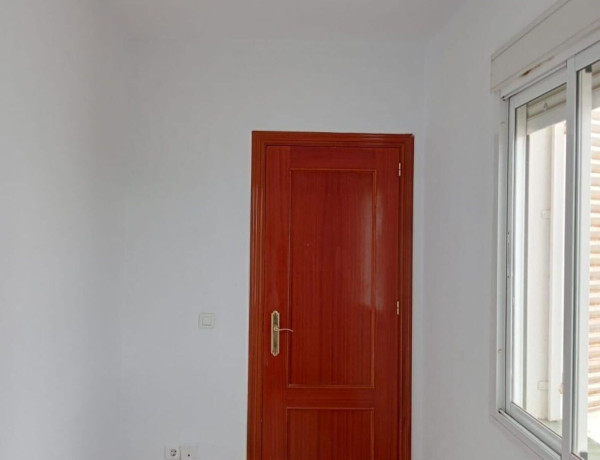 Chalet independiente en venta en , Umbrete photo 4