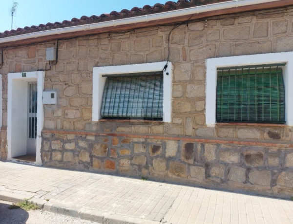 Semi-detached house for sale in , San Martín de Valdeiglesias photo 1
