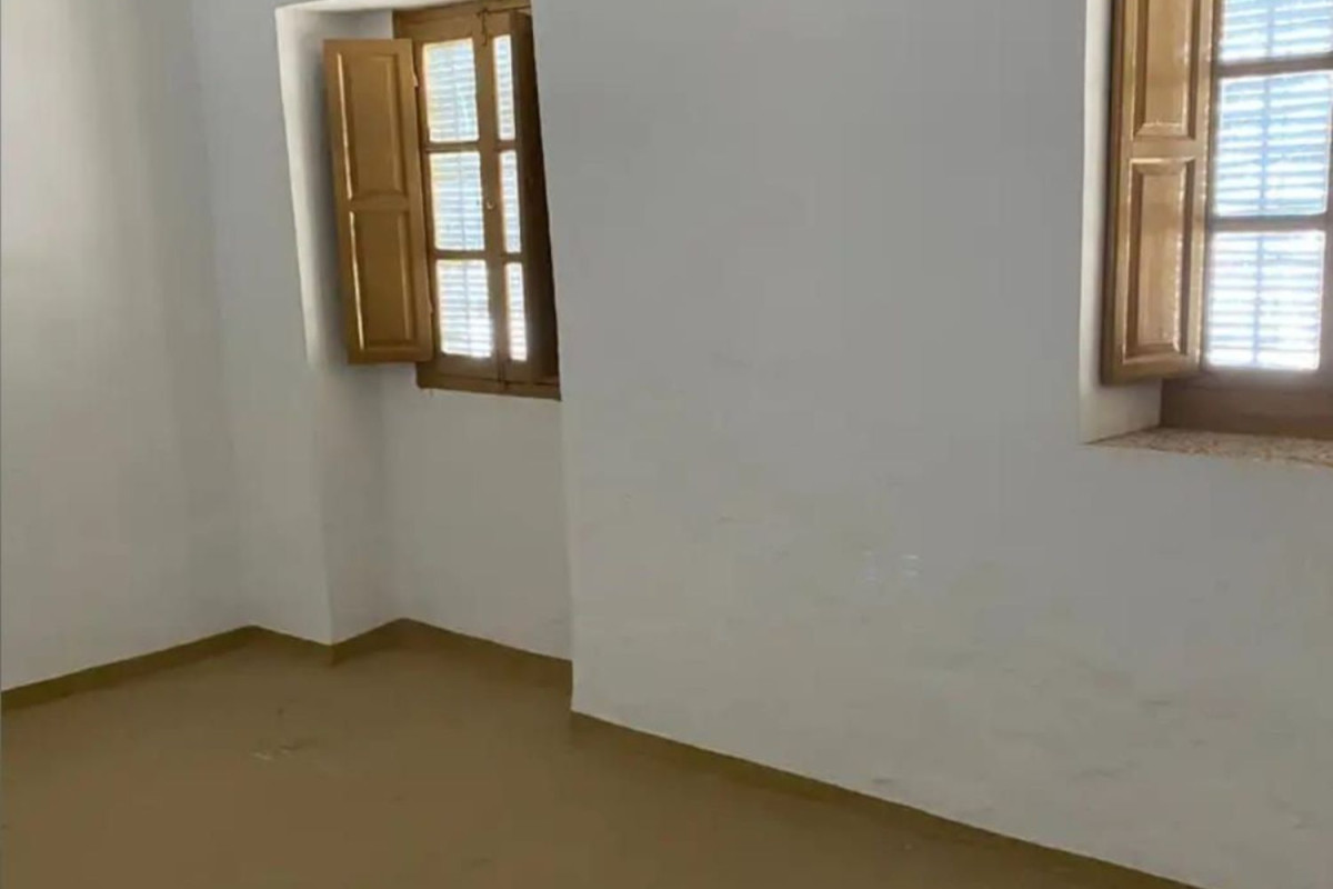 Piso en venta en Humilladero, Хумильадеро
photo 2