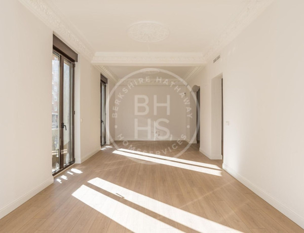 Apartment for sale in  Barrio de Salamanca , Madrid photo 4
