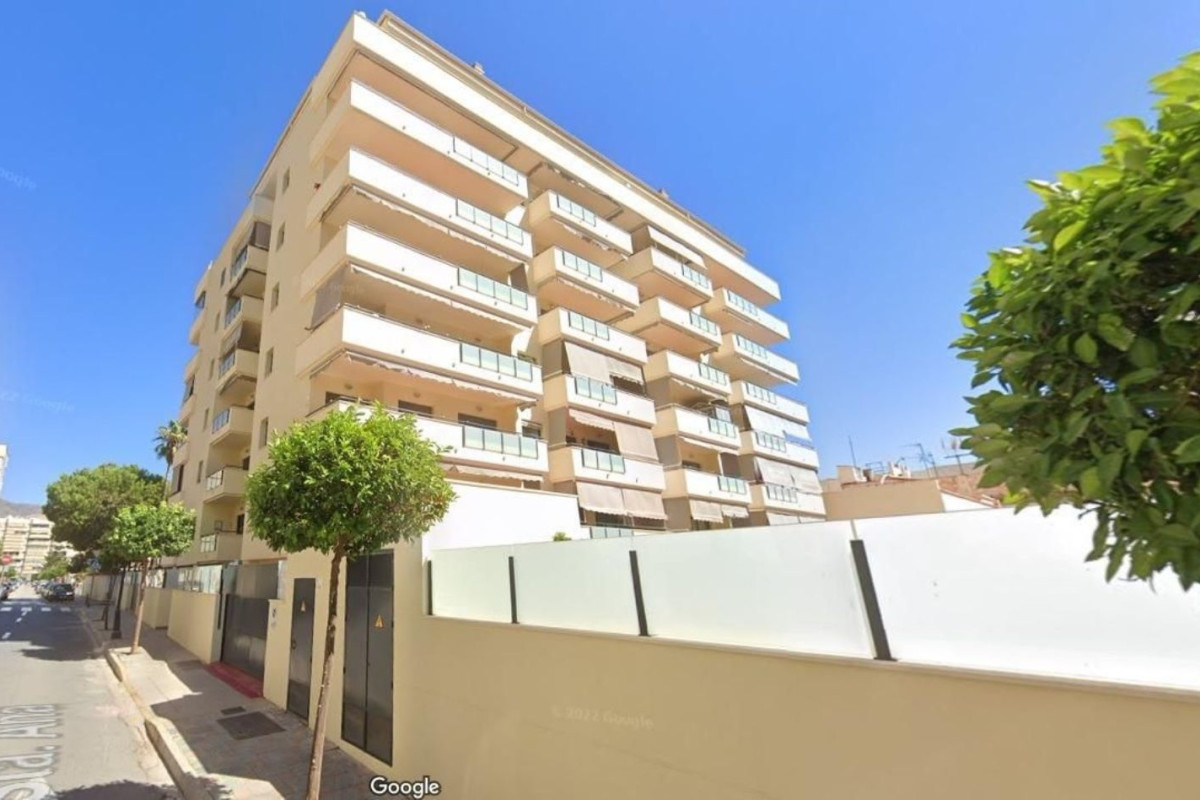 Venta de piso en Calle Santa Rosa, 1, Fuengirola
photo 1