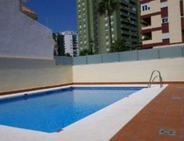 Piso en venta en Calle Santa Rosa, 1, Fuengirola thumbnail 1
