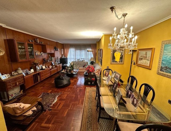 Продажа квартиры в Avenida de la Paz, Burgos photo 1