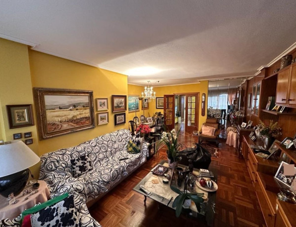 Продажа квартиры в  Avenida de la Paz, Burgos photo 4