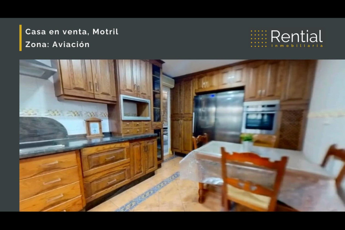 Venta de chalet adosado en Ronda de Poniente , Motril photo 2