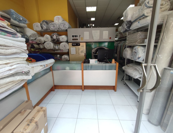 Local en venta en avenida de las Conchiñas photo 3