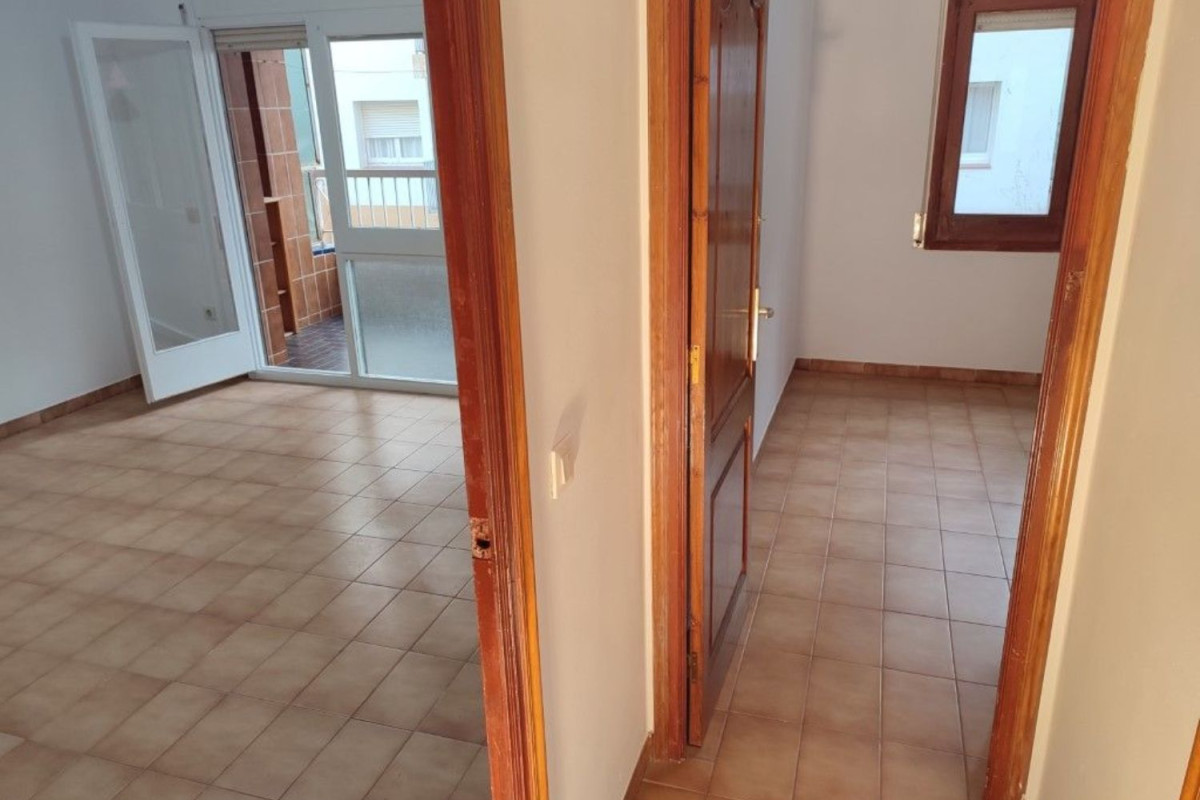 Piso en venta en calle de Jovara, Калелья
photo 4