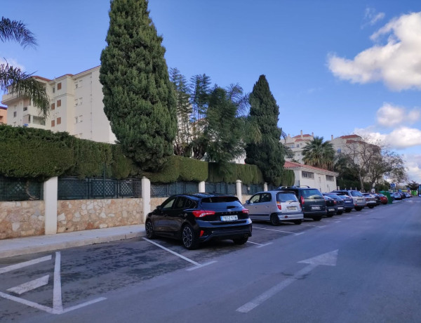 First floor for sale in Calle Jaspe, Benalmádena thumbnail 2