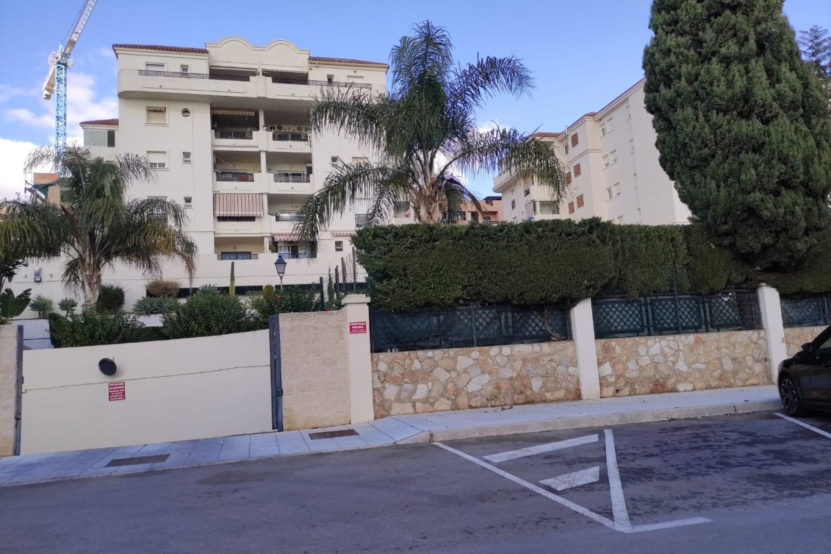 Sale of ground in Calle Jaspe, Benalmádena
photo 4