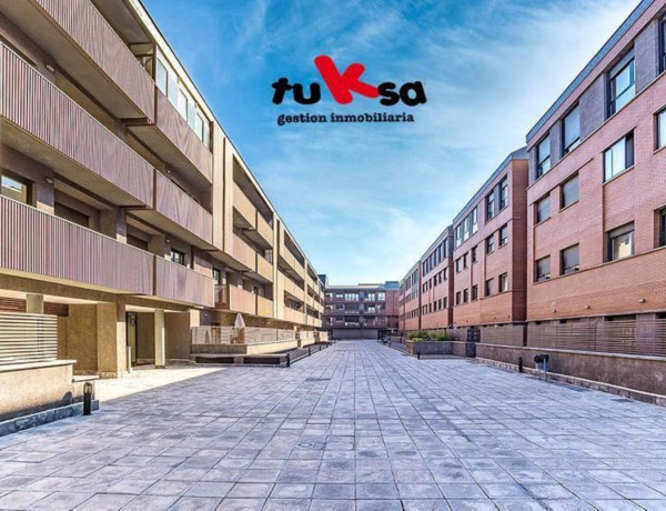 Bajo en venta en Calle Ciudad de Ibiza, Ávila thumbnail 2